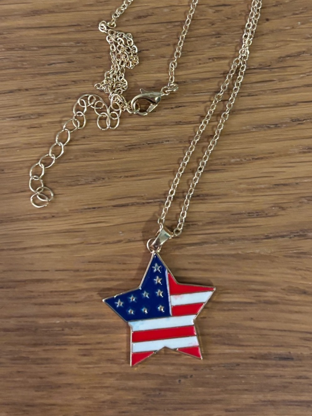 American Flag Gold-Tone Star Pendant Necklace 4th of July New - Picture 3 of 7